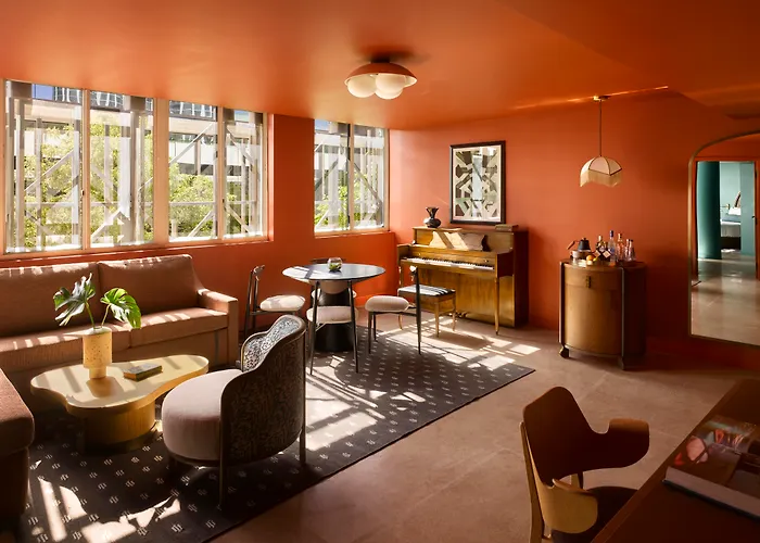 Mayfair House Hotel & Garden